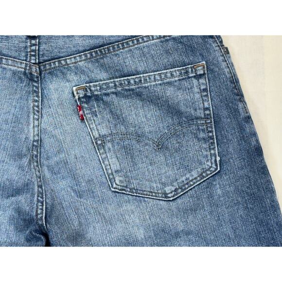 Levi’s 569 Men’s Shorts Light Wash Size 33 - Picture 9 of 12